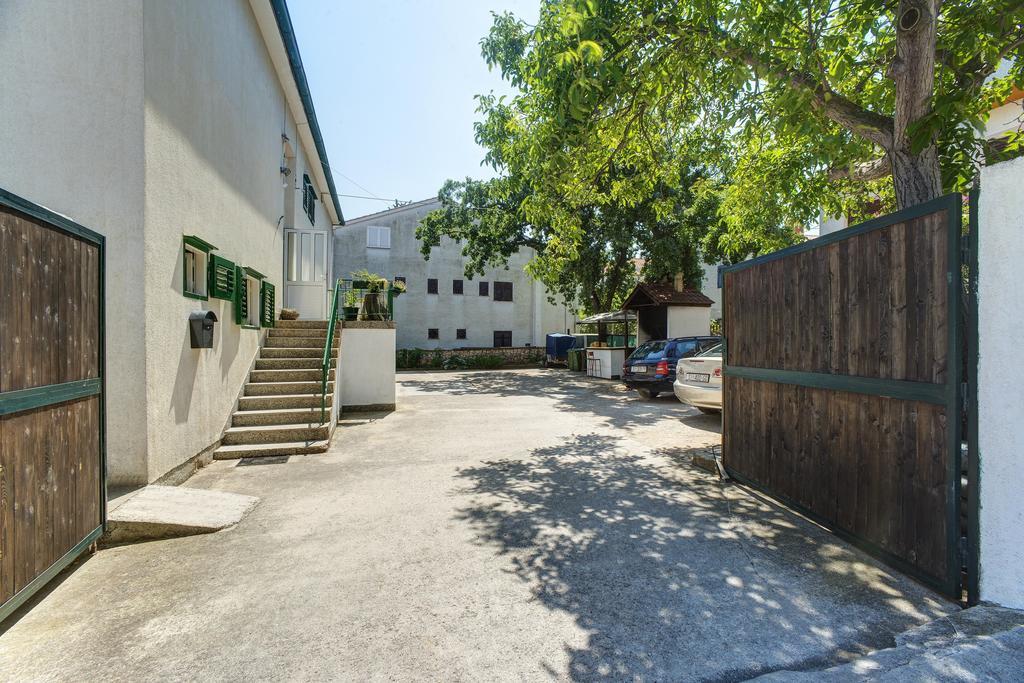 Apartmani Juricev Vodice Exterior foto